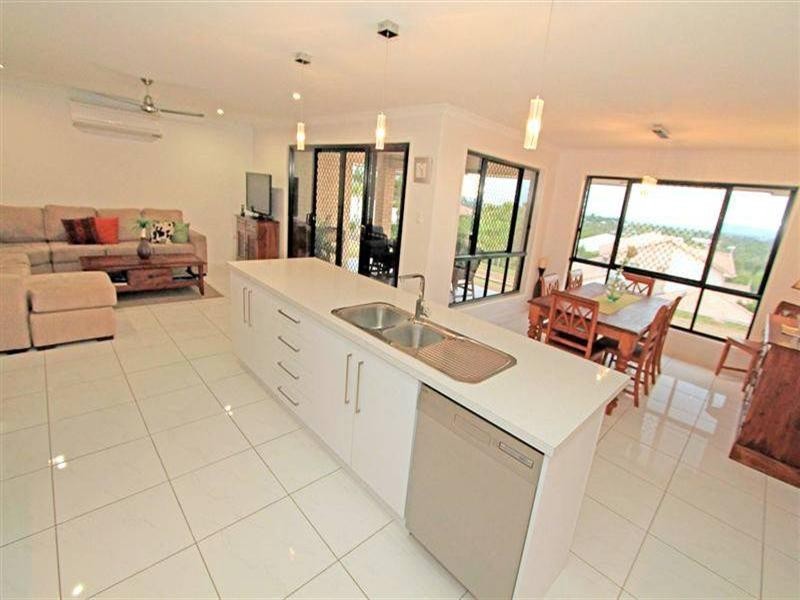10 Hodda Drive, Kawana QLD 4701