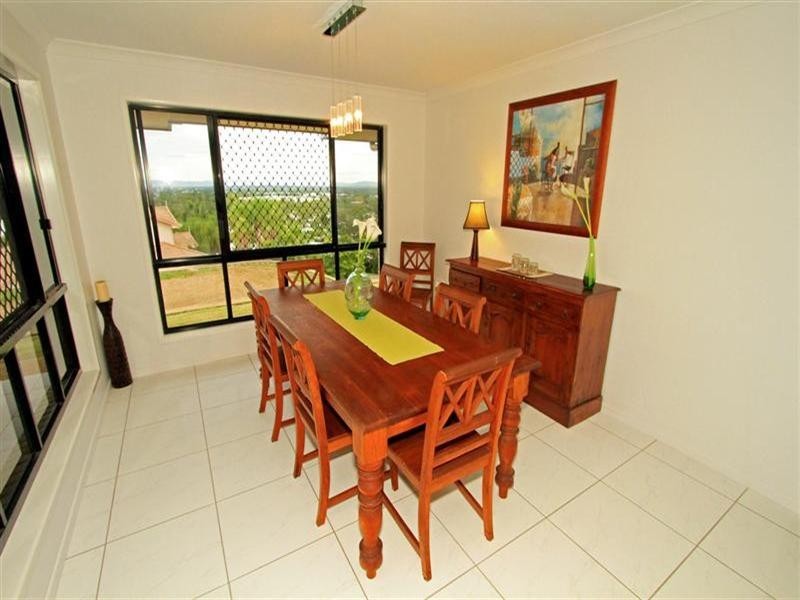 10 Hodda Drive, Kawana QLD 4701