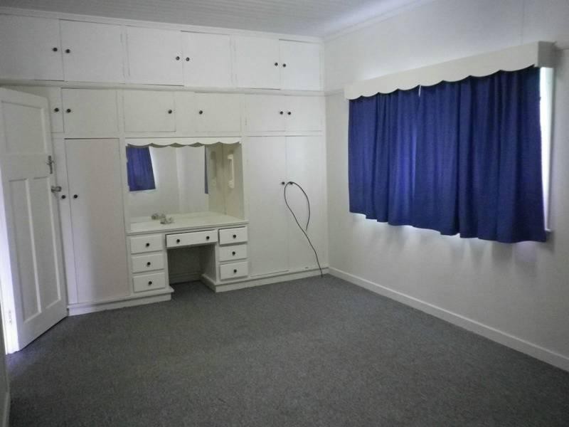140 Denham Street, The Range QLD 4700