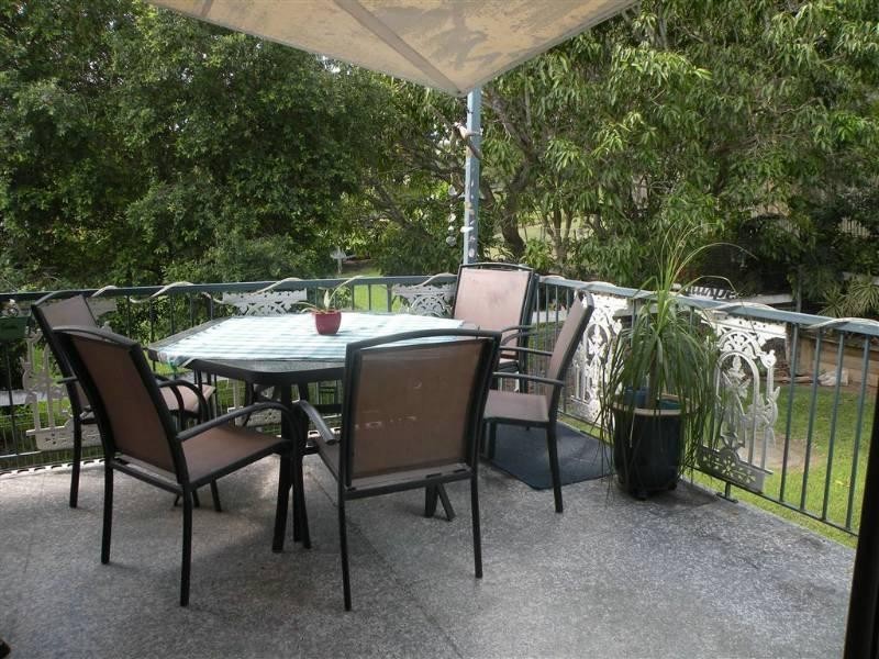 32 Elphinstone Street, Berserker QLD 4701