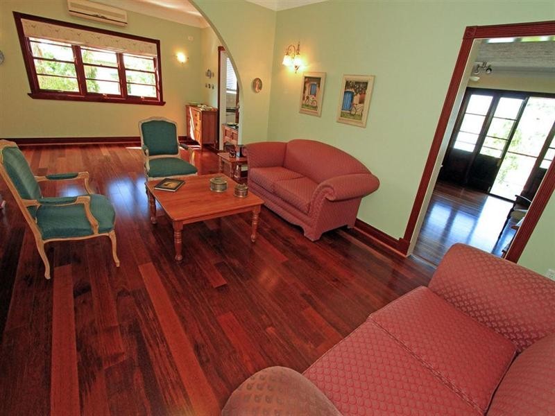 7 Rudd Street, The Range QLD 4700