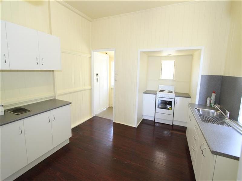 97 Berserker Street, Berserker QLD 4701