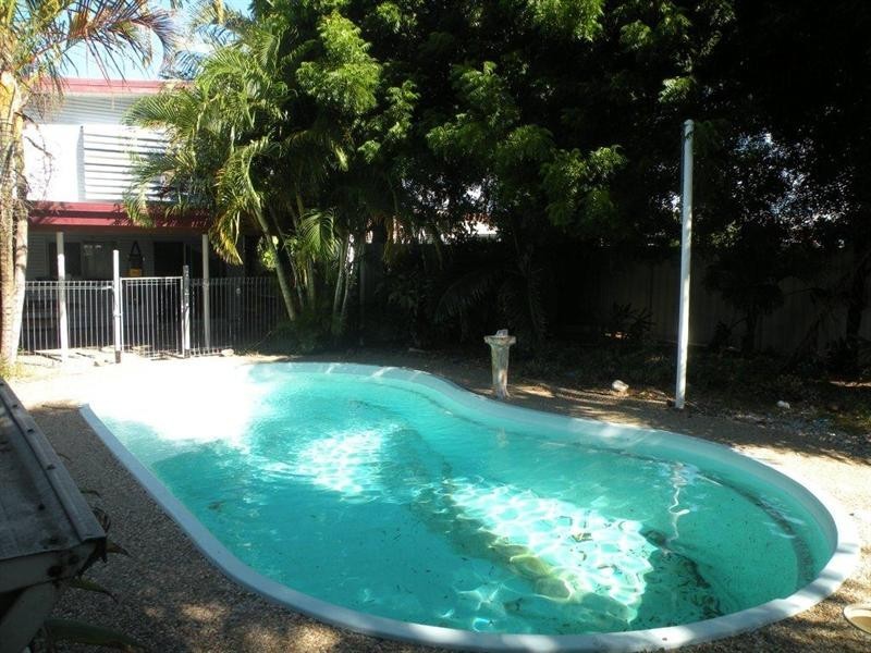 31 Face Street, Park Avenue QLD 4701