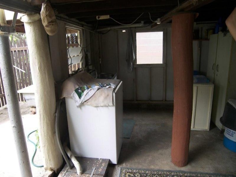 42 Lion Creek Road, Wandal QLD 4700