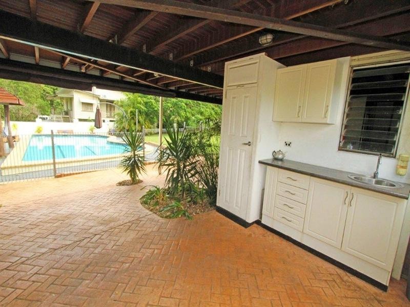 252 Upper Dawson Road, The Range QLD 4700