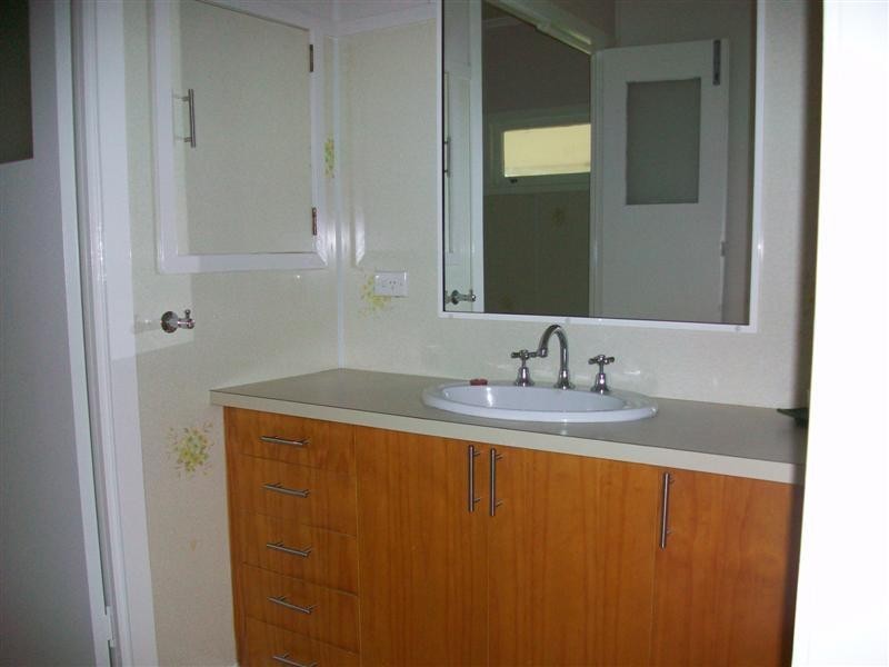 11 Bowen Terrace, The Range QLD 4700