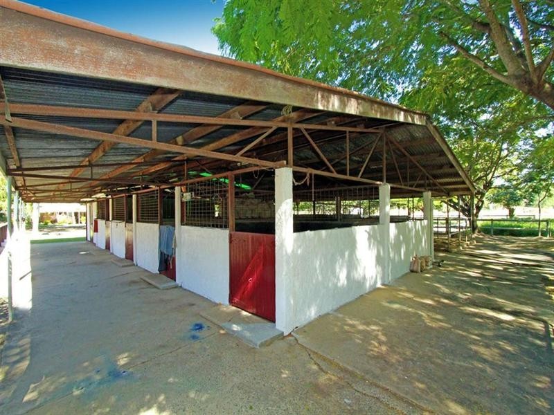 5 Bernard Street, Berserker QLD 4701