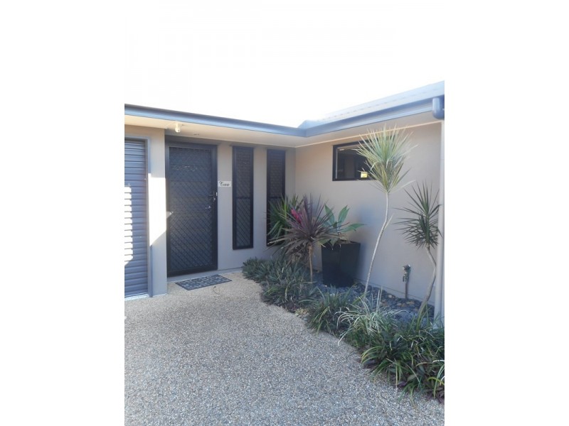 2/23 Macaree Street, Berserker QLD 4701