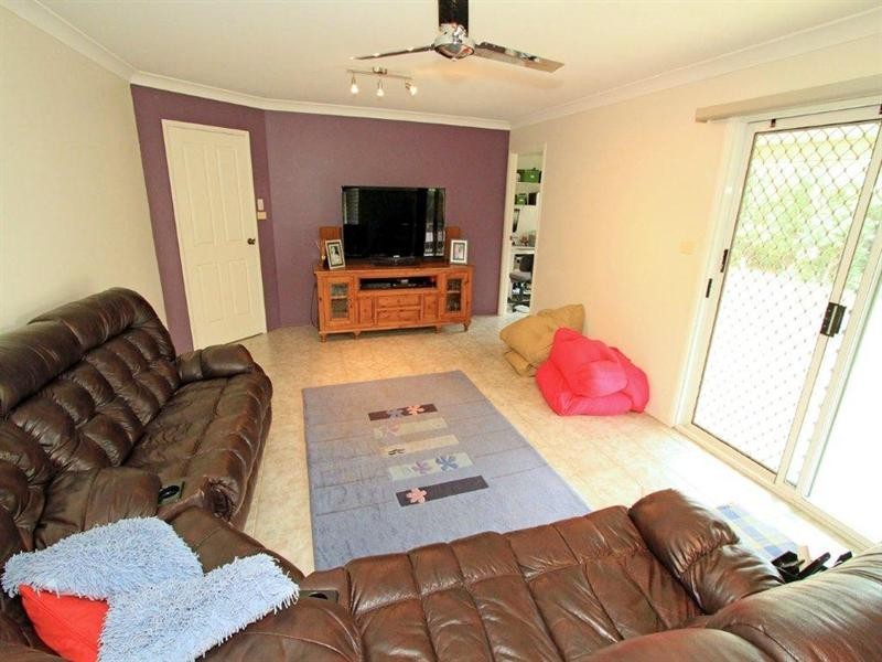15 Fenwick Street, Gracemere QLD 4702