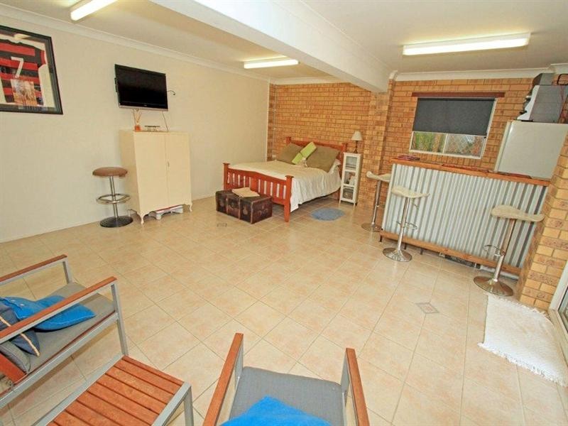 15 Fenwick Street, Gracemere QLD 4702