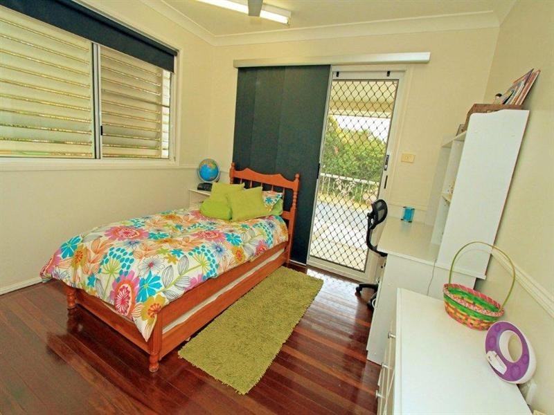 15 Fenwick Street, Gracemere QLD 4702