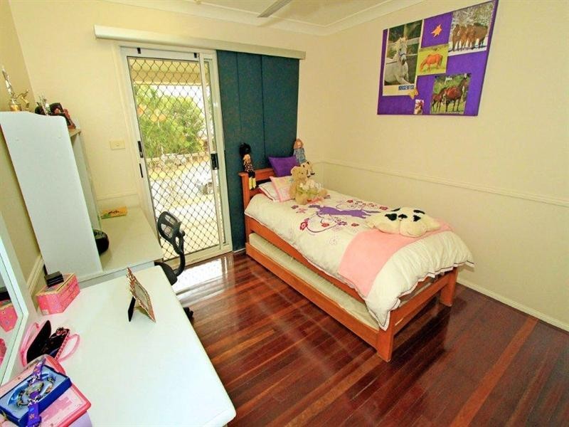 15 Fenwick Street, Gracemere QLD 4702
