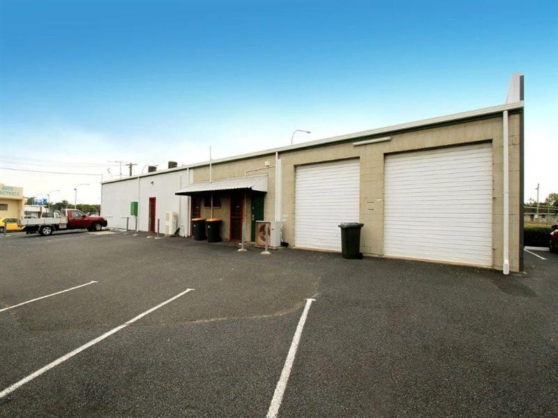 35 Bernard Street, Berserker QLD 4701