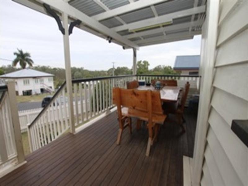 18 Cairns Street, The Range QLD 4700