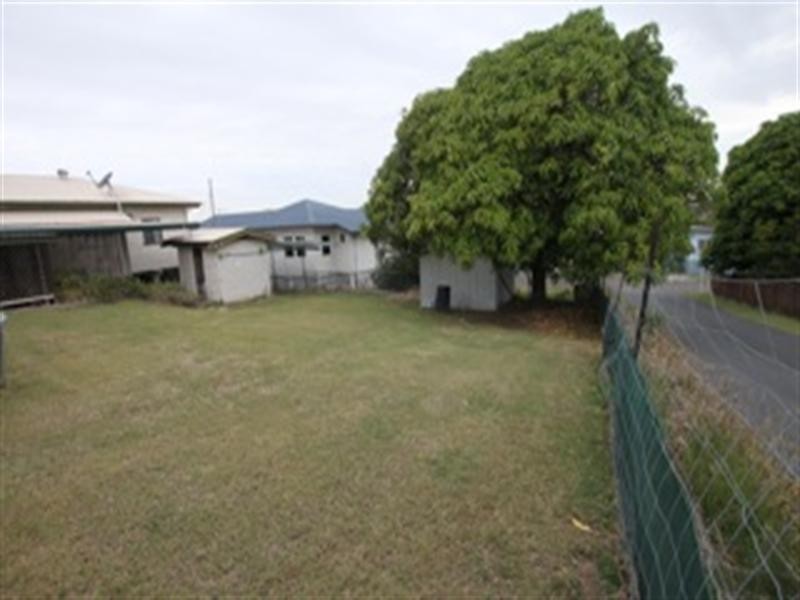 18 Cairns Street, The Range QLD 4700