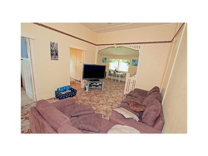 132 Nobbs Street, Berserker QLD 4701