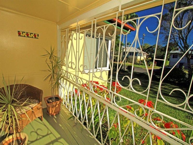 4 Wackford Street, Park Avenue QLD 4701