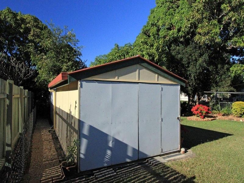 4 Wackford Street, Park Avenue QLD 4701