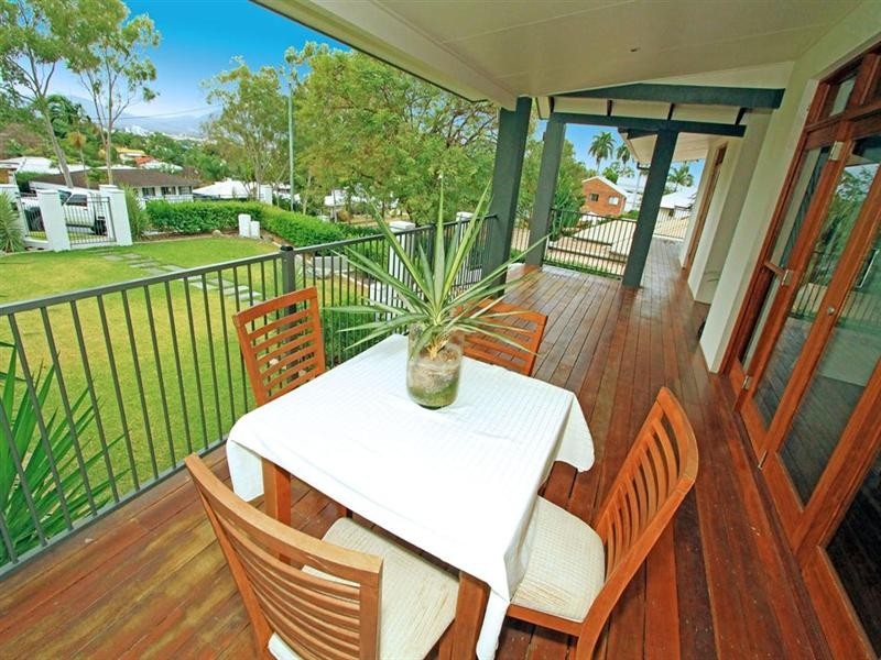 61 Penlington Street, The Range QLD 4700