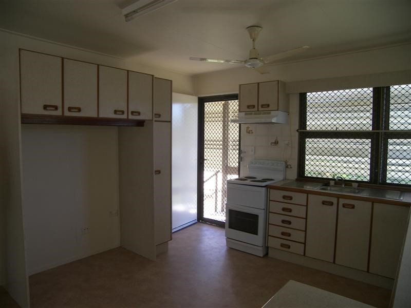 7 Edward Street, Berserker QLD 4701