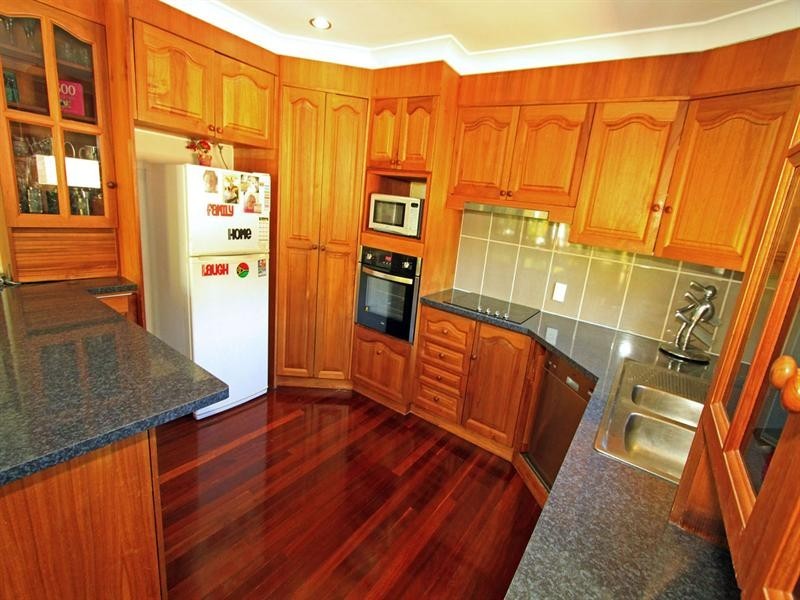 10 Bencke Street, West Rockhampton QLD 4700