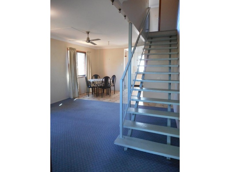 1/155 High Street, Berserker QLD 4701