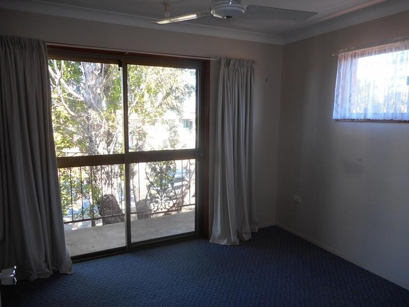 1/155 High Street, Berserker QLD 4701