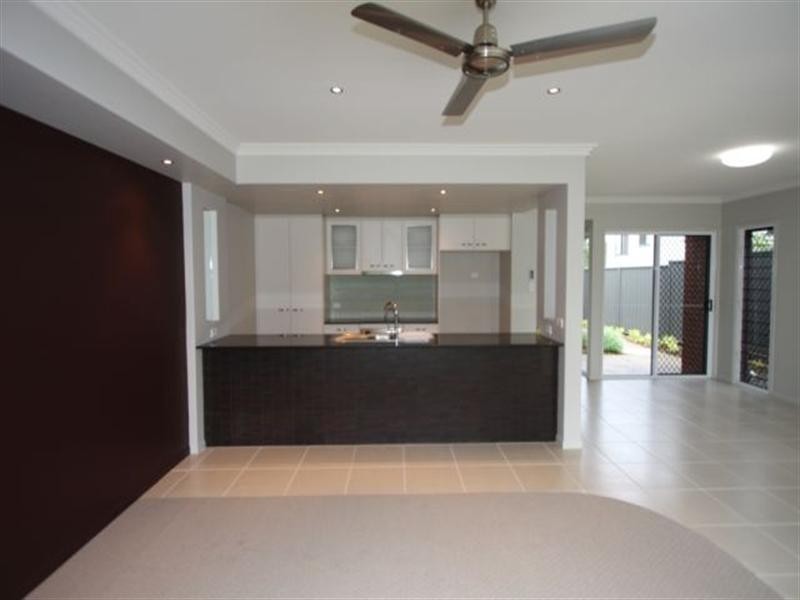 163 Elphinstone Street, Berserker QLD 4701