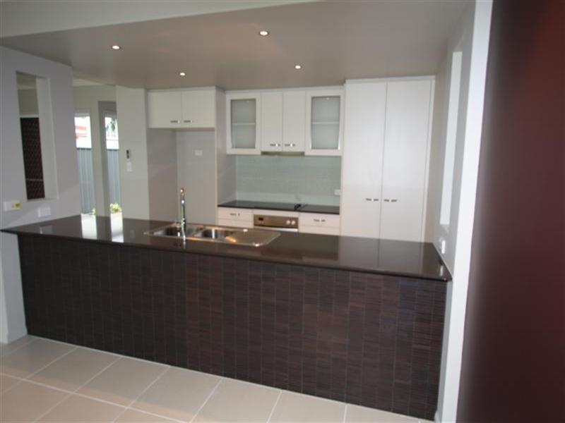 163 Elphinstone Street, Berserker QLD 4701