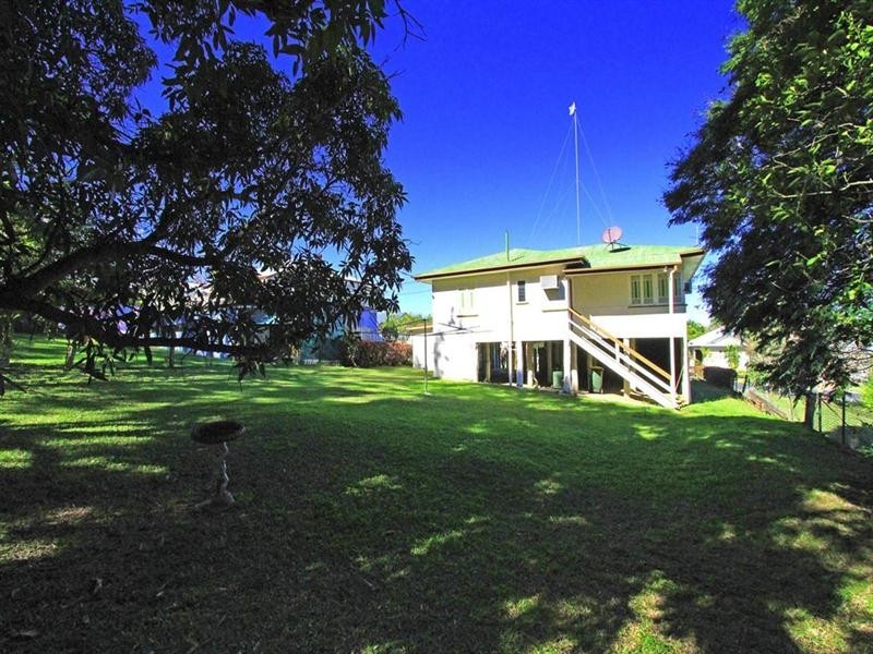 44 Meade Street, Wandal QLD 4700