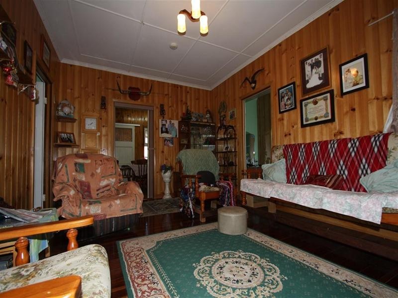 14 Alick Street, Park Avenue QLD 4701