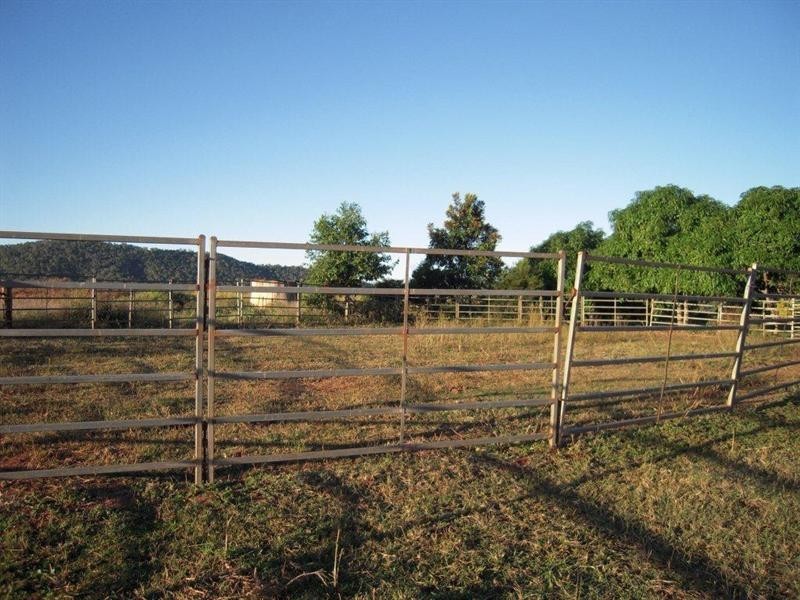 170 Lake Mary Road, Lake Mary QLD 4703