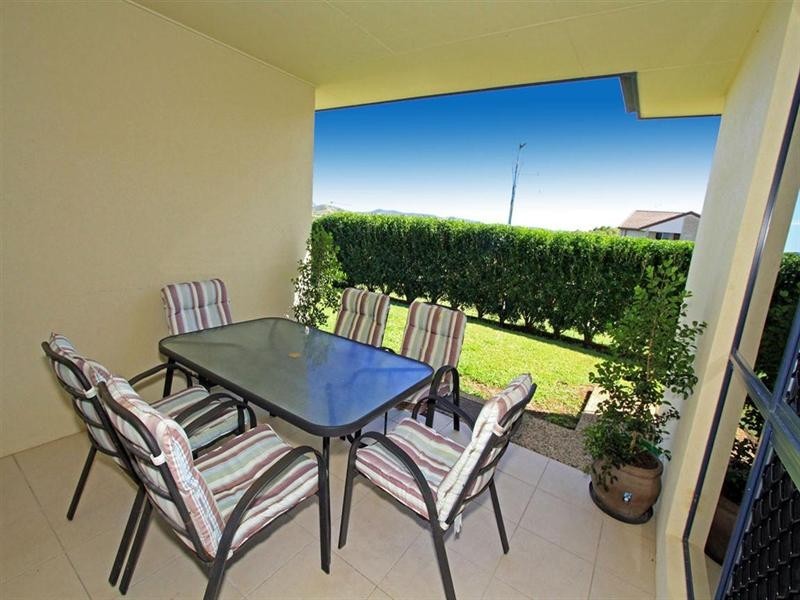 2 Paradise Way, Emu Park QLD 4710