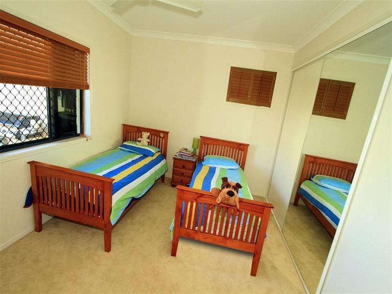 2 Paradise Way, Emu Park QLD 4710