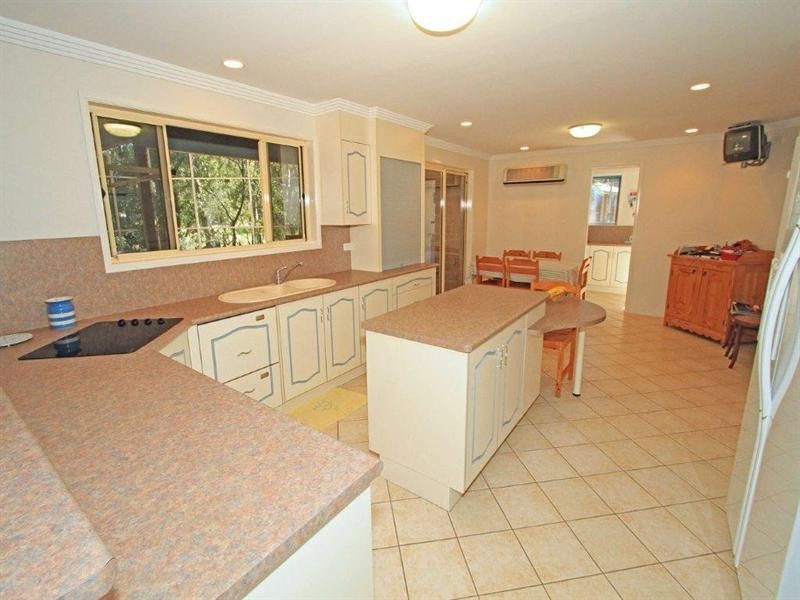 7 Rogar Avenue, Frenchville QLD 4701