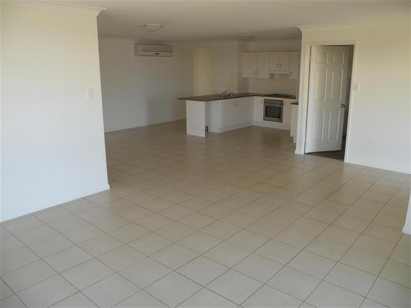 11 Isabel Court, Gracemere QLD 4702