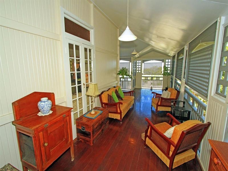 62 Cambridge Street, The Range QLD 4700