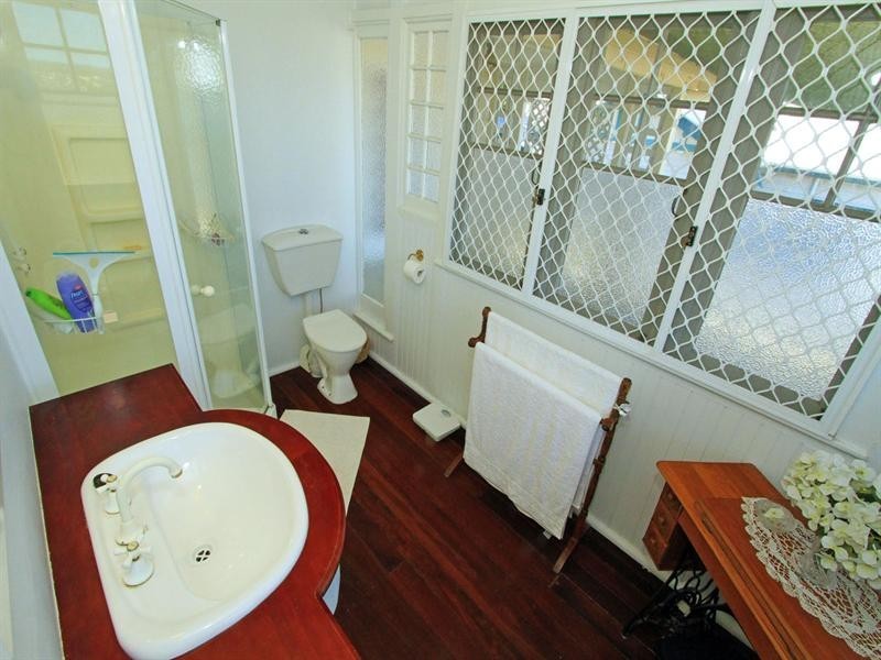 62 Cambridge Street, The Range QLD 4700