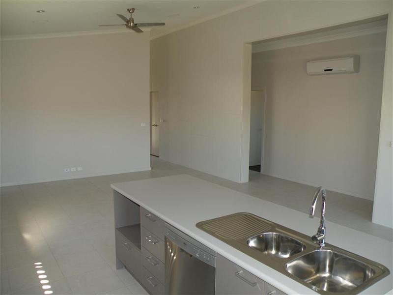12 Conway Court, Gracemere QLD 4702