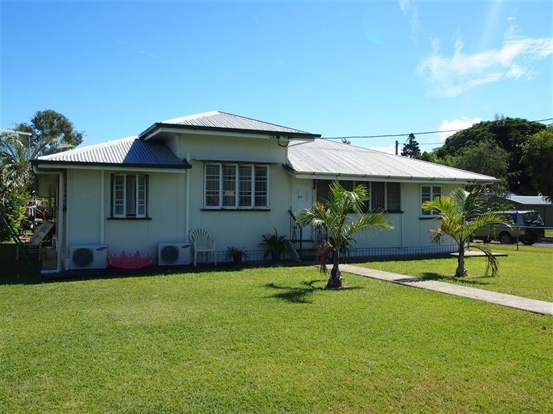 64 Main Street, Park Avenue QLD 4701