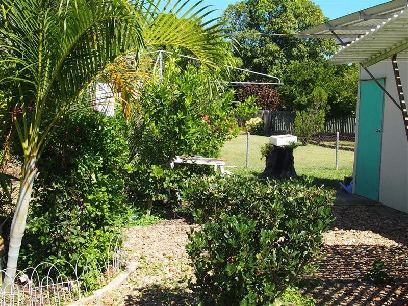 64 Main Street, Park Avenue QLD 4701