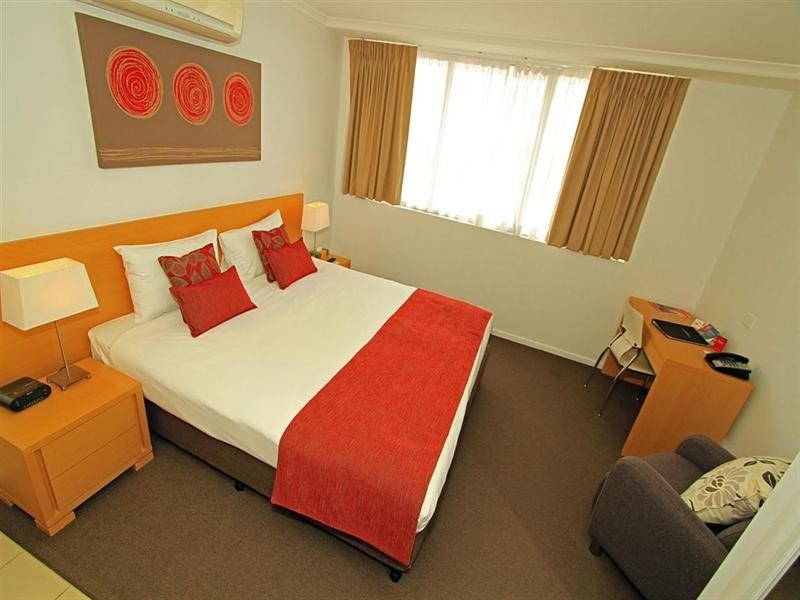 Unit 102 Victoria Parade, Rockhampton City QLD 4700