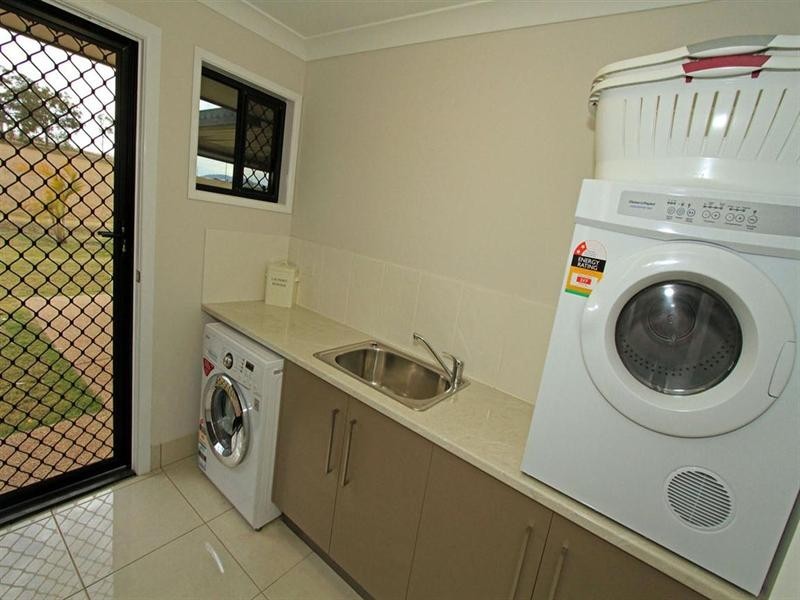 99 Washpool Road, Gracemere QLD 4702