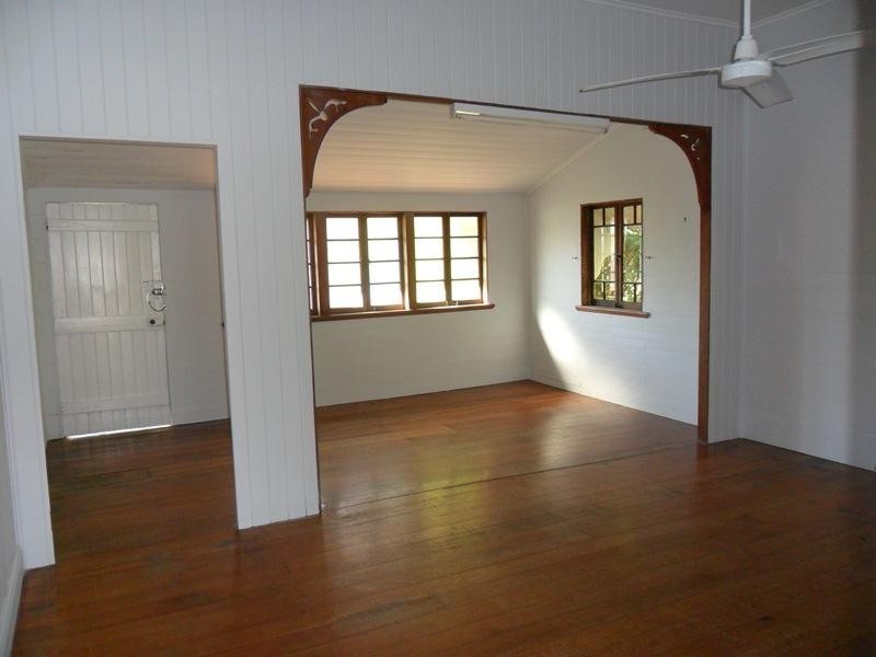 8 Jones Street, Wandal QLD 4700