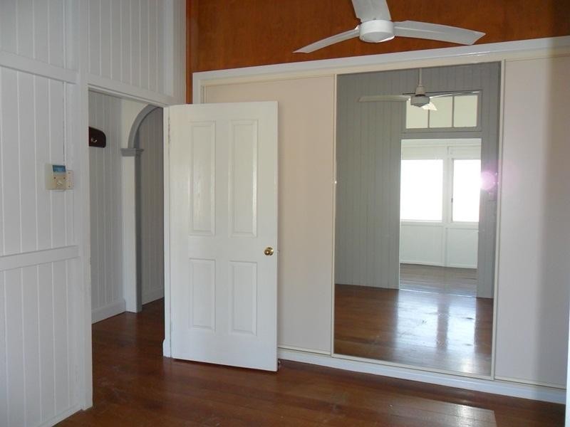 8 Jones Street, Wandal QLD 4700