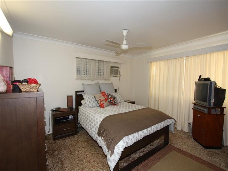 204 Farm Street, Kawana QLD 4701