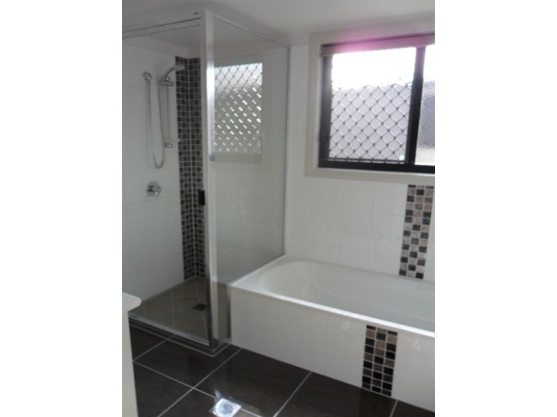 4/23 Macaree Street, Berserker QLD 4701