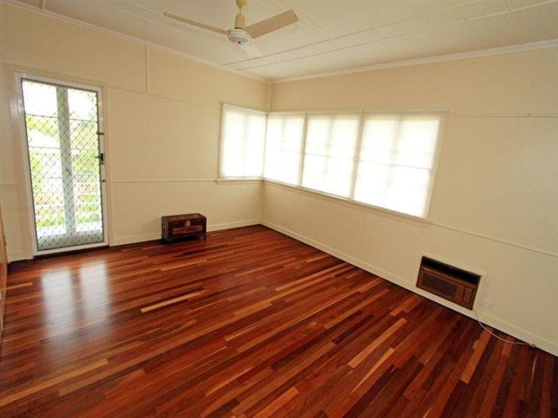 8b Knutsford Street, Wandal QLD 4700