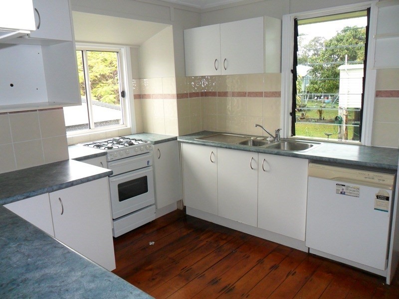 8 Pershing Street, Wandal QLD 4700