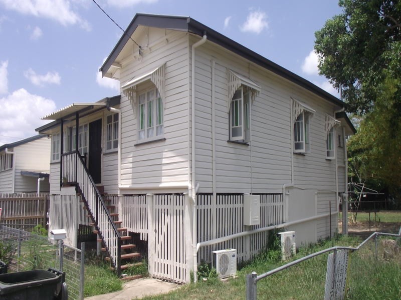 56 Deacon Street, Berserker QLD 4701